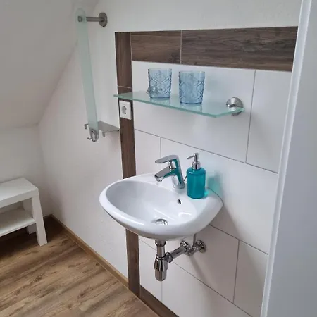 Westerloy Apartament *